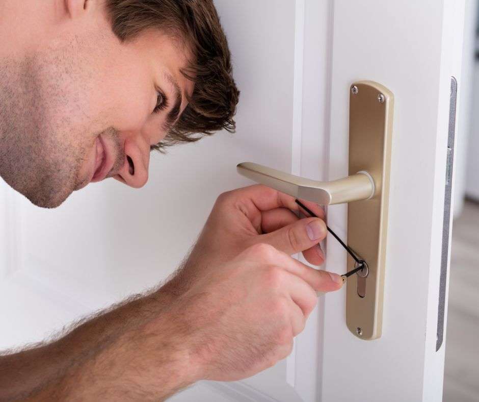 Locksmith in Crawley enhancing business security with expert tips